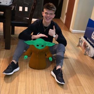 Meet your Posher, Nathaneel